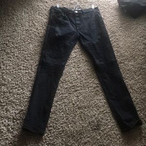 Designed black jeans